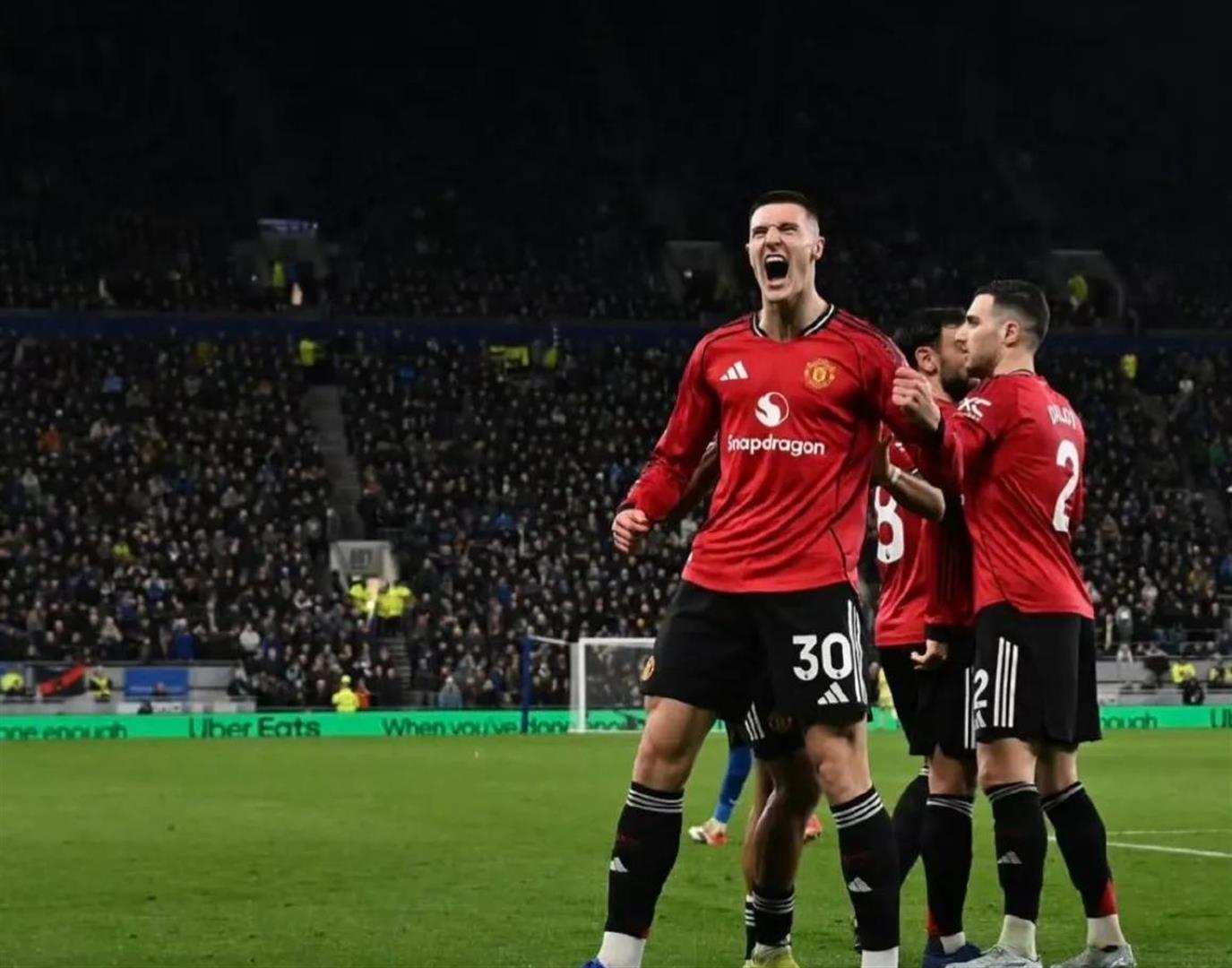 东区德比赛前看点：曼联欲击败埃弗顿(曼联队和埃弗顿的赛程)