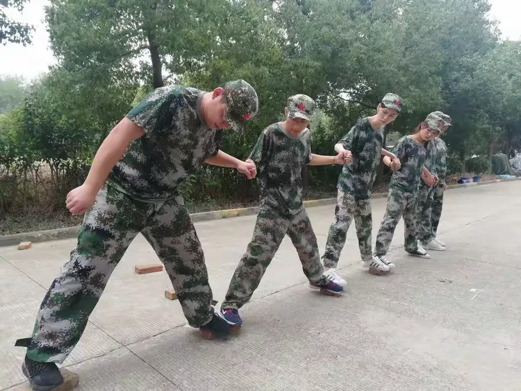 c7娱乐官方网站-包含队员们团结一心为了共同的目标奋斗！的词条